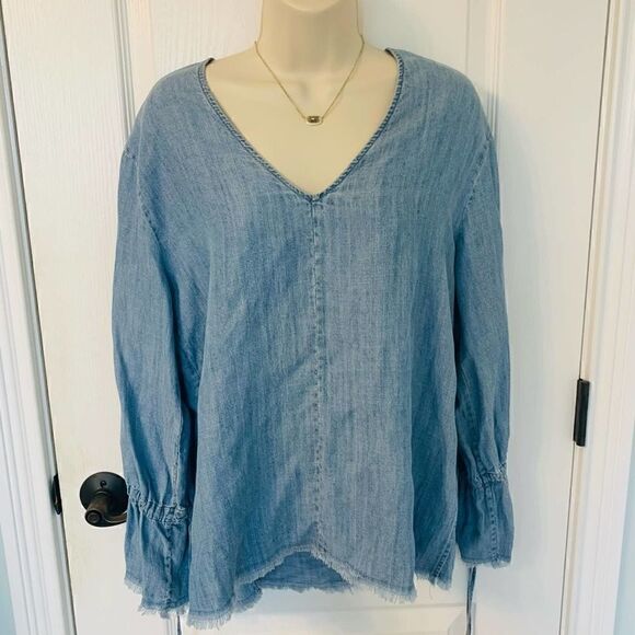RailsāZimiāChambrayĀ VintageāTieāSleeveāFrayedāTop! - Picture 6 of 9